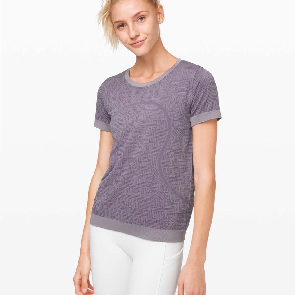 Lululemon Swiftly Short Sleeve size 4
